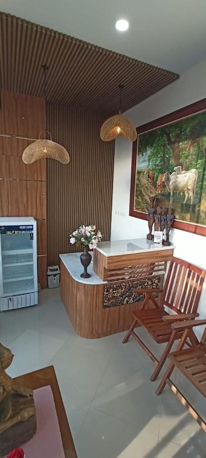 The Cabin Hotel Ambasador 요그야카르타 외부 사진